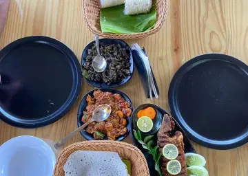Kumbalangi Restaurant with Oberon Tours