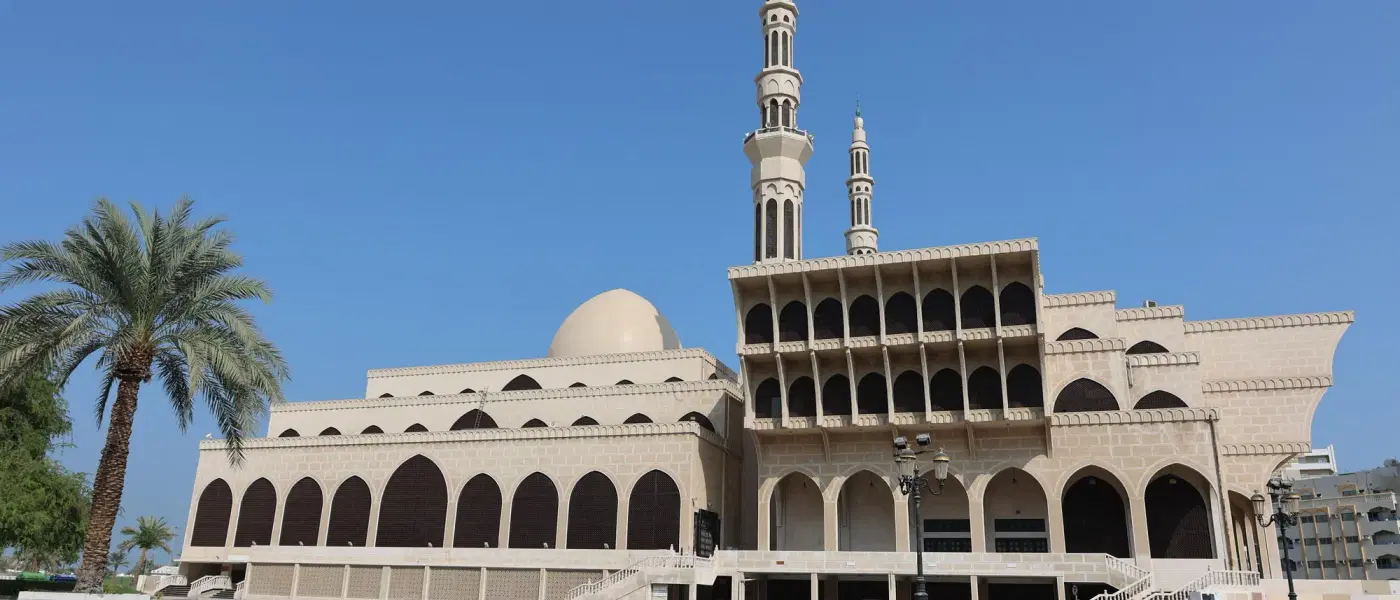 Sharjah and Ajman City Tour – Discover the Cultural Gems of the UAE - Professional tour experience with Oberon Tours
