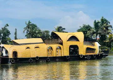 House Boat in Alleppey 