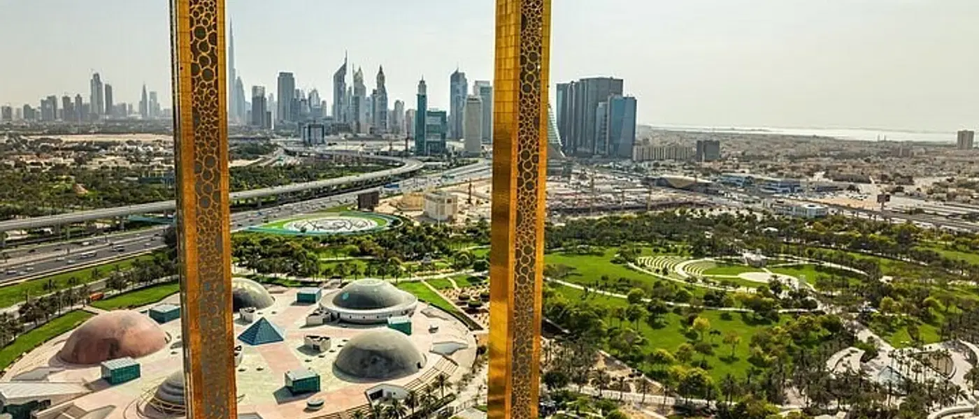 Dubai City Tour with Dubai Frame Tickets – Explore Old & Modern Dubai - Professional tour experience with Oberon Tours