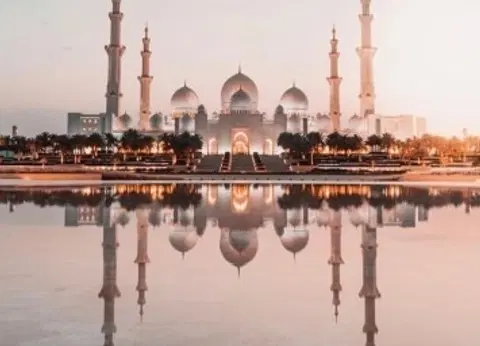 Abu Dhabi Grand Mosque Tour from Dubai – Best Day Trip 2026 Abu Dhabi Grand Mosque Tour from Dubai – Best Day Trip 2026 - Premium vacation packages from Oberon Tours