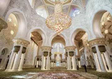 Sheikh Zayed Grand Mosque with Oberon Tours
