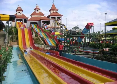Wonderla Water Theme Park Adventure: Entry Tickets with Private Transfer from Kochi - Premium vacation packages from Oberon Tours