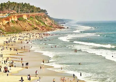 Varkala 2 Days Tour Package – Beaches, Water Sports, Mangrove Activities & Jatayu Earth’s Center Visit Varkala 2 Days Tour Package – Beaches, Water Sports, Mangrove Activities & Jatayu Earth’s Center Visit - Premium vacation packages from Oberon Tours