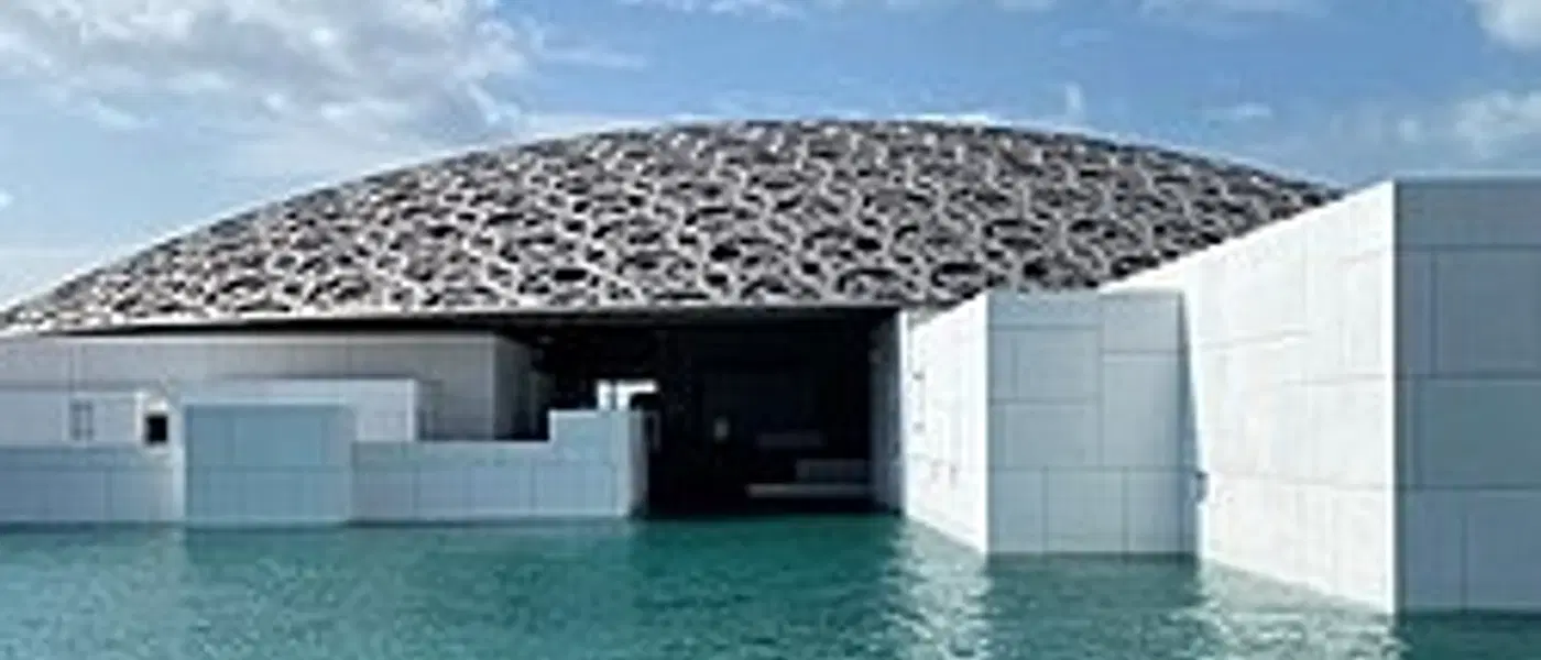 Abu Dhabi City Tour with Louvre Museum Visit - Professional tour experience with Oberon Tours