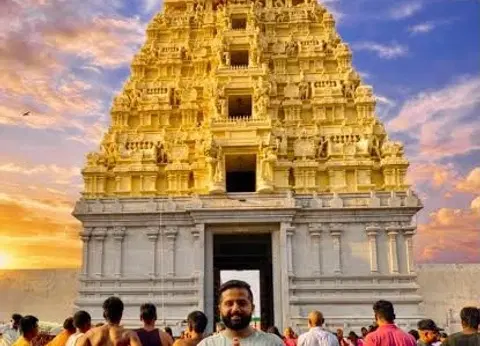 South India Temple Tour from Trivandrum β Madurai, Rameshwaram & Kanyakumari South India Temple Tour from Trivandrum β Madurai, Rameshwaram & Kanyakumari - Premium vacation packages from Oberon Tours